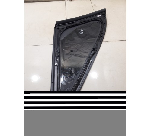 Стекло кузовное заднее правое(глухое)