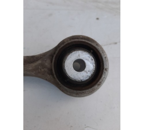 Рычаг подвески(передний правый)