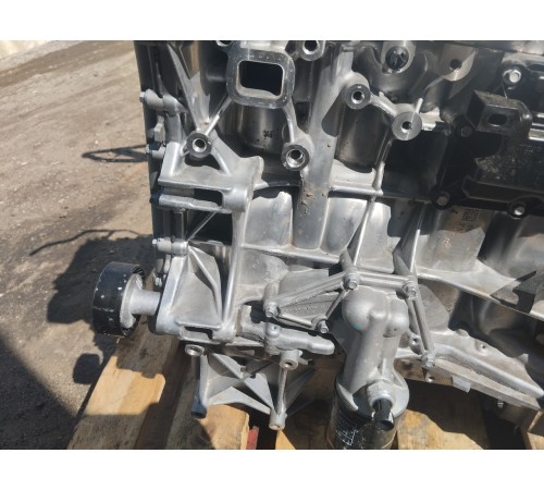 Двигатель в сборе