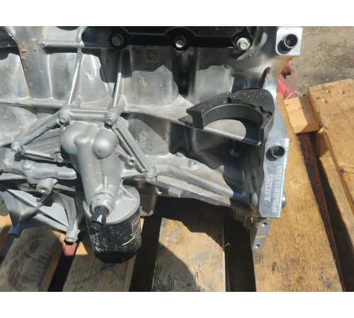 Двигатель в сборе