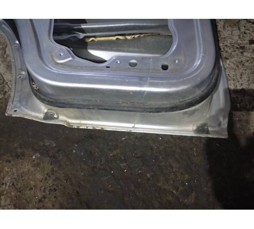 Дверь (задняя, левая)