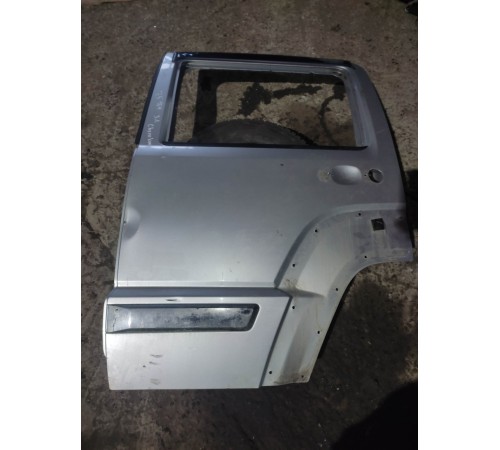 Дверь (задняя, левая)
