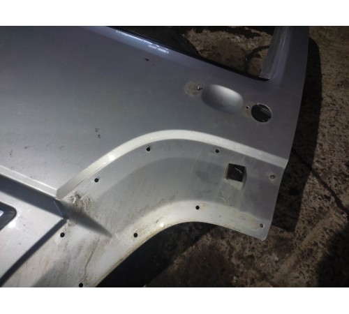 Дверь (задняя, левая)