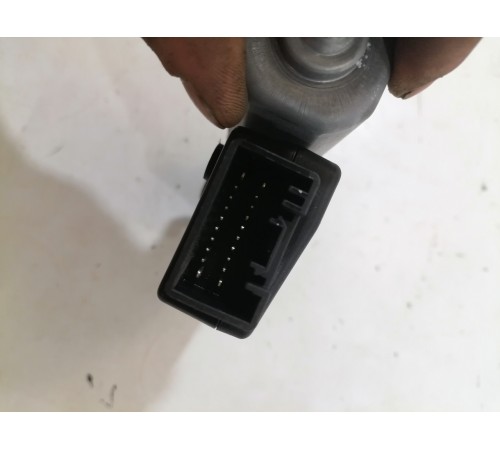 Моторчик люка передний