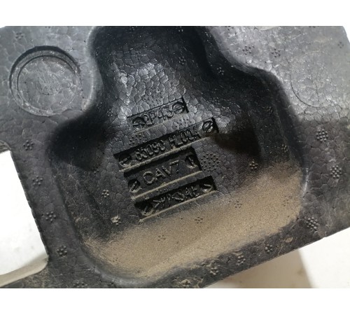 Абсорбер наполнитель заднего бампера