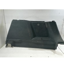 Обшивка багажника правая