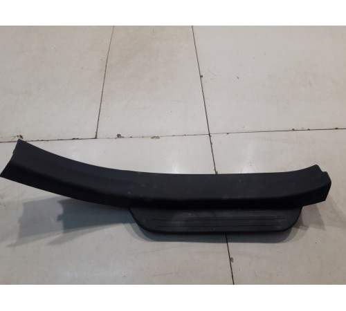 Накладка порога (задняя, правая)