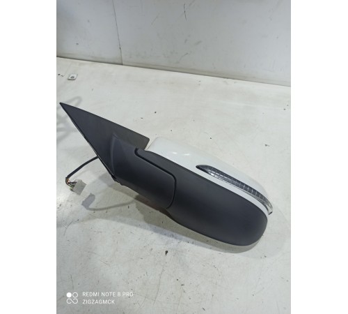 Боковое зеркало заднего вида (левое)