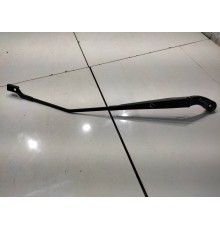 Стеклоочиститель (передний, правый)