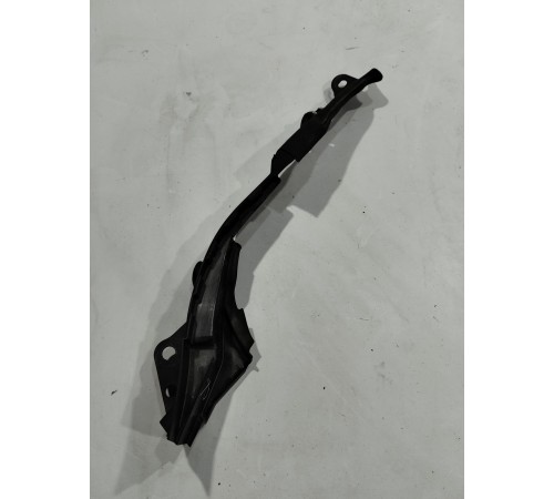 Накладка (пластик) моторного отсека