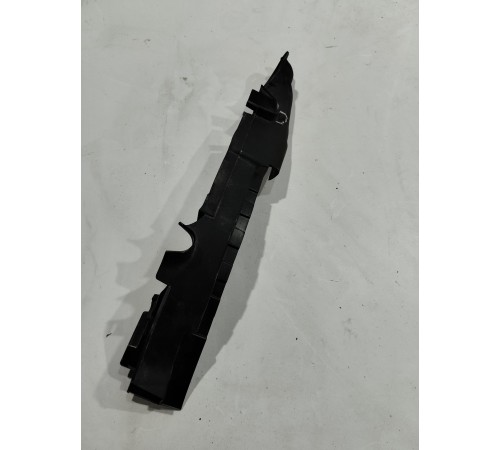 Накладка (пластик) моторного отсека