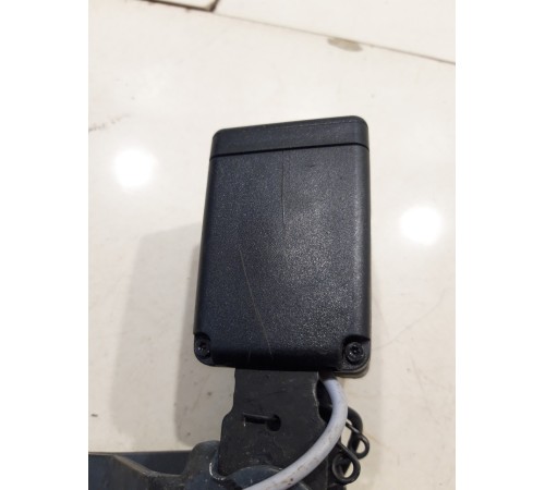 Ответная часть ремня безопасности задняя левая