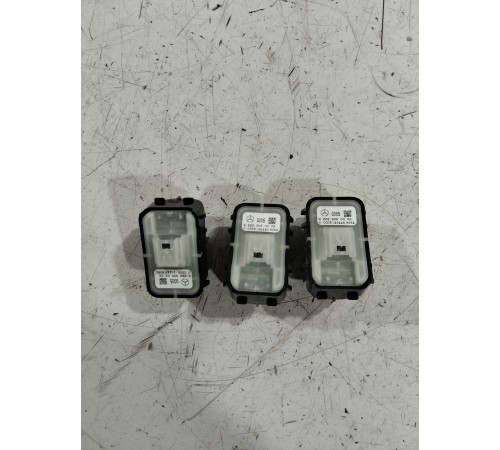 Кнопка стеклоподъемника двери