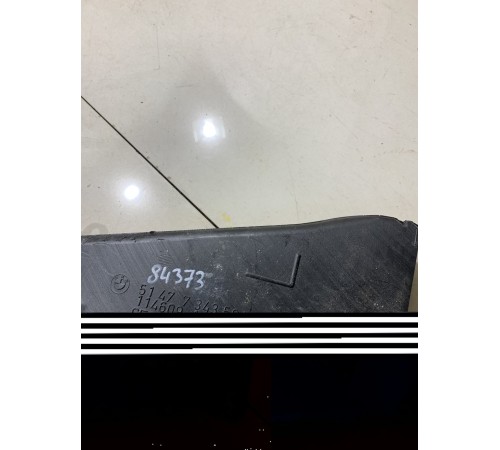 Воздуховод ( передний левый)