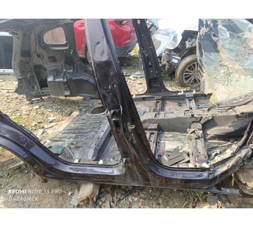 Порог со стойкой правый