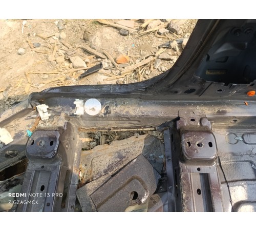 Порог со стойкой правый