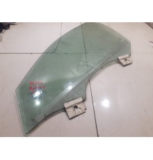 Стекло двери (переднее левое)