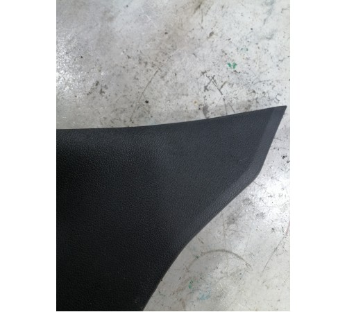 Накладка центальной консоли левая