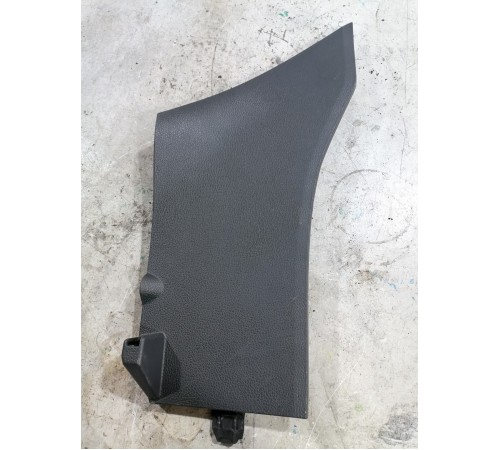 Накладка центальной консоли левая