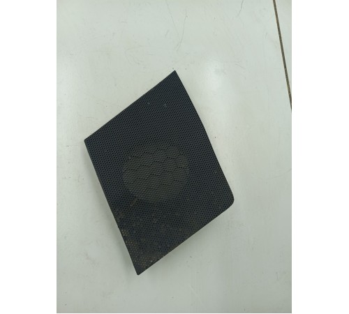 решётка динамика передняя левая