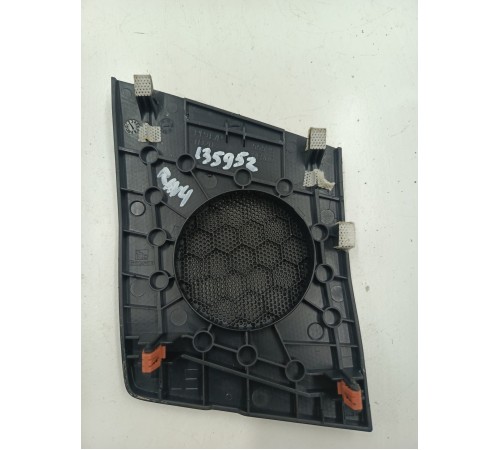 решётка динамика передняя левая