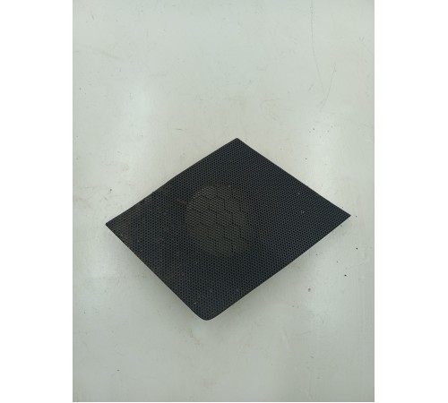 решётка динамика передняя левая