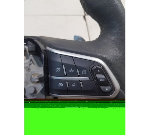 Рулевое колесо (руль) с многофунциональными кнопками