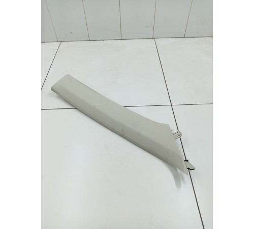 Обшивка стойки лобового стекла правая