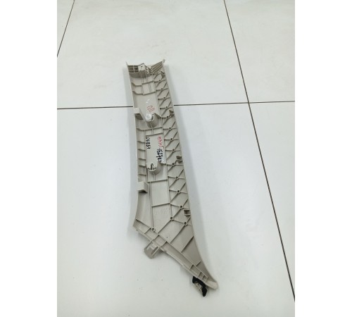 Обшивка стойки лобового стекла правая