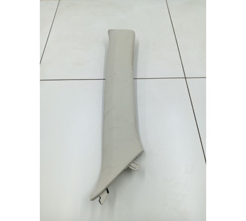 Обшивка стойки лобового стекла правая