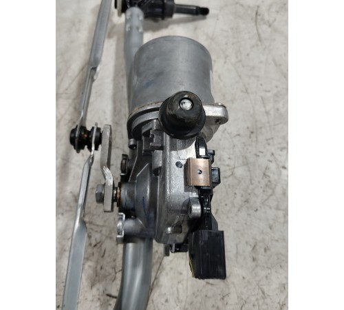 Трапеция стеклоочистителей в сборе