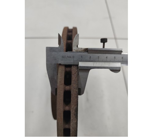 Тормозной диск передний