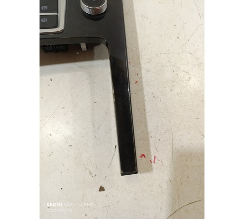 Накладка центральной консоли (блок кнопок)