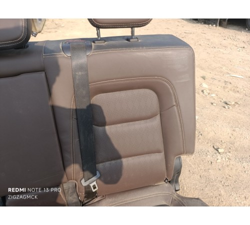 Задний ряд сидений