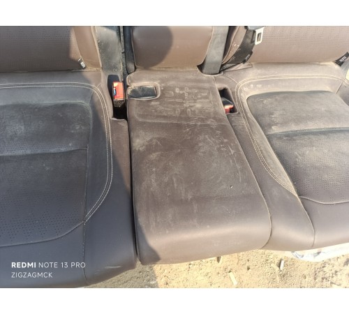 Задний ряд сидений