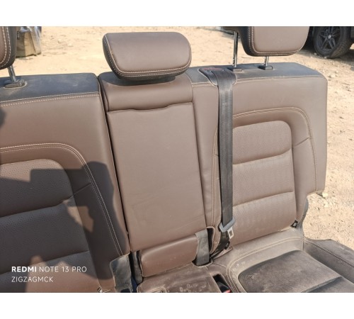 Задний ряд сидений