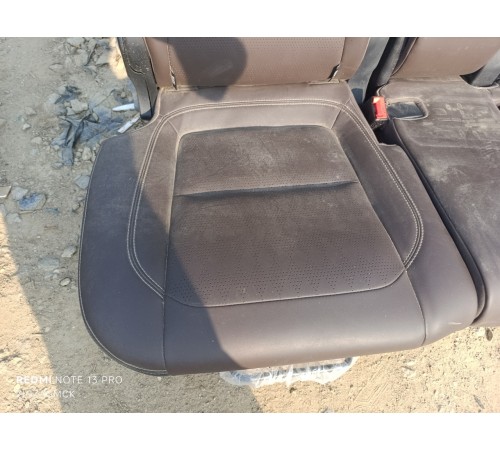 Задний ряд сидений