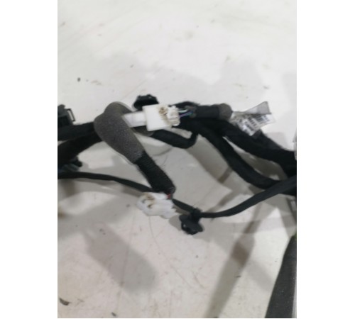 Электропроводка двери передняя правая