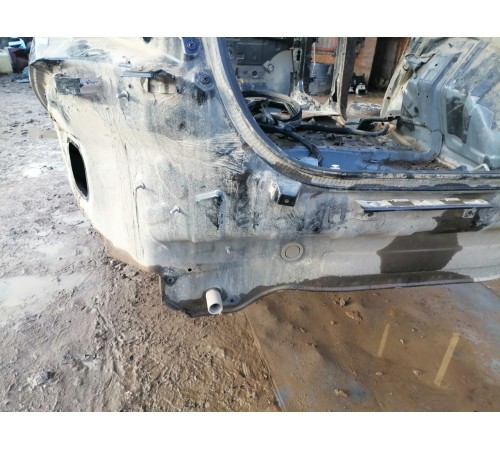 Панель задняя