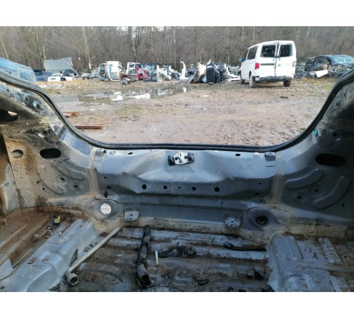 Панель задняя