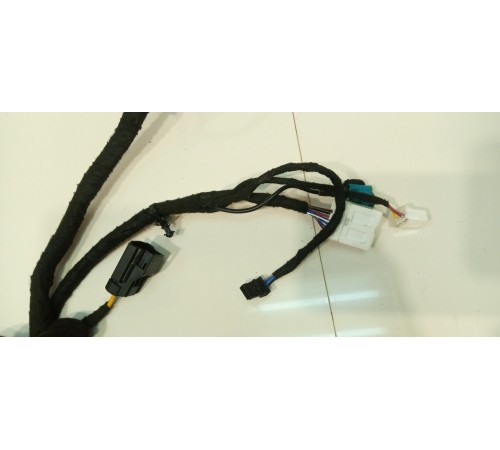 Электропроводка передней левой двери