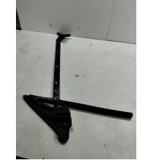 Уплотнитель стекла (передний правый внутренний)