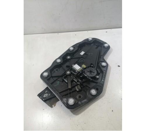 Стеклоподьемник задний левый с моторчиком