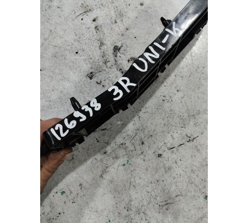 Кронштейн заднего бампера правый