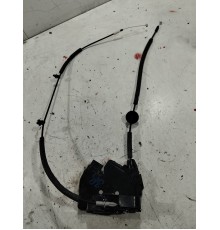 Замок двери (задний правый)