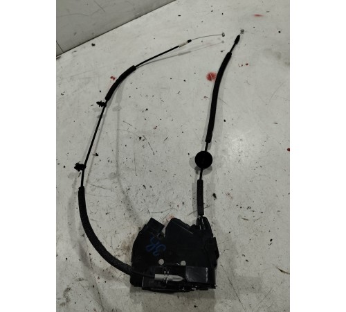 Замок двери (задний правый)