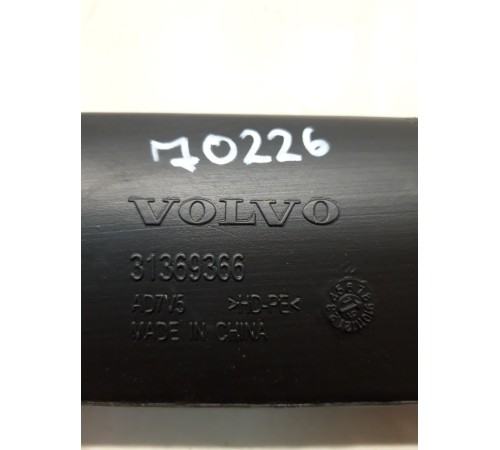 Воздуховод (левый)