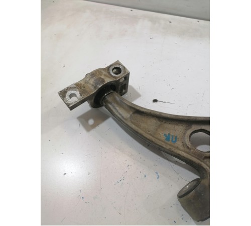 Рычаг подвески передний правый