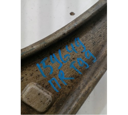 Рычаг подвески передний правый