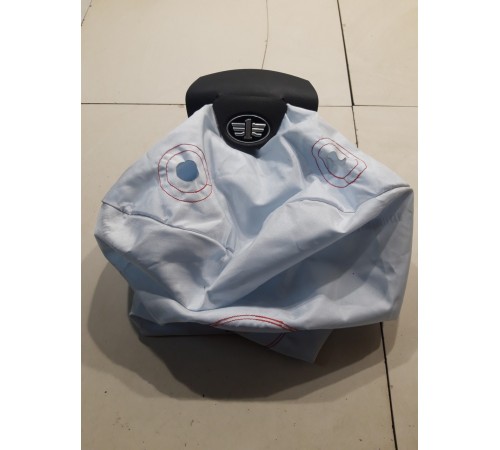 Подушка безопасности водителя